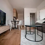 Daire Sodoben Apartma V Centru Ljubljane *