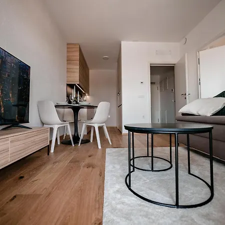 Apartment Sodoben Apartma V Centru Ljubljane *
