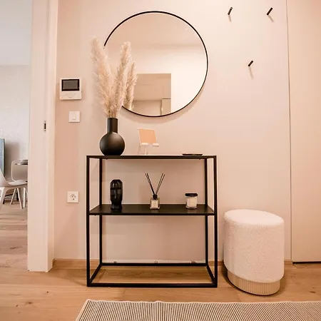 Sodoben Apartma V Centru Ljubljane *