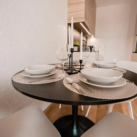 アパート Sodoben Apartma V Centru Ljubljane *