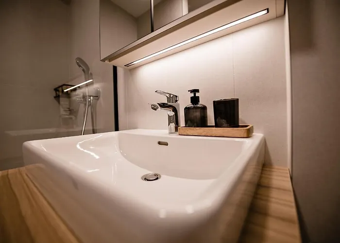 Sodoben Apartma V Centru Ljubljane * לובליאנה