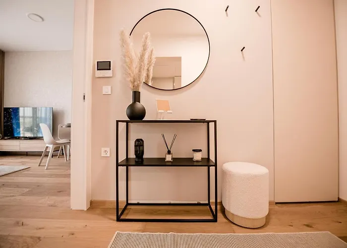 Sodoben Apartma V Centru Ljubljane *